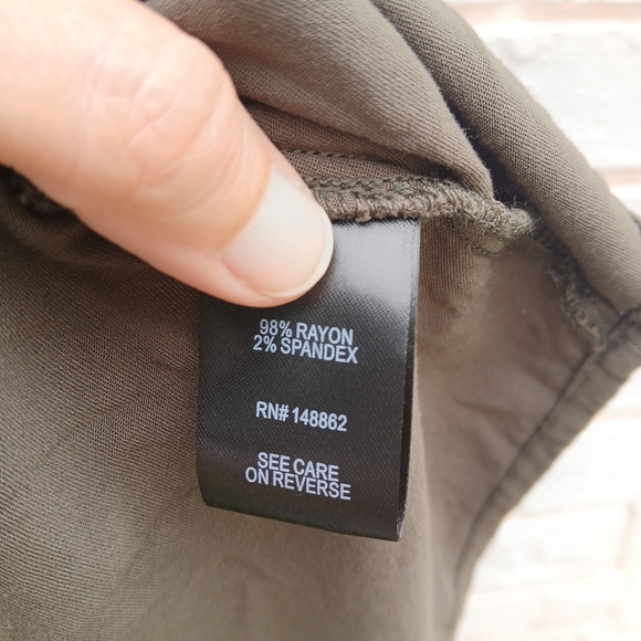 Torrid Challis Button Front Skirt Size 2X Olive - Picture 3 of 5